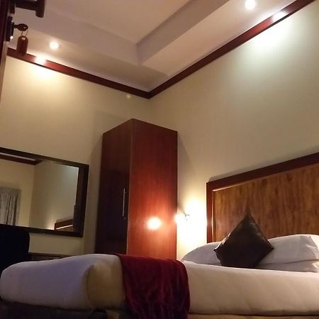 Road Stay Maseru Room photo
